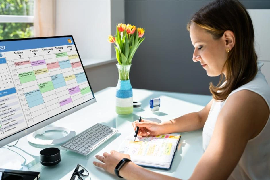 Planning daily tasks with time blocking to improve focus and productivity.