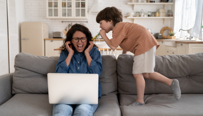 How to Avoid Distractions While Working: 15 Practical Strategies